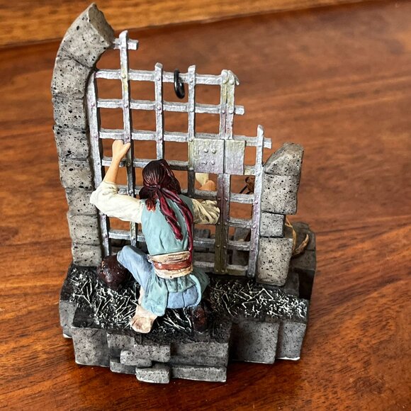 Hallmark Pirates of the Caribbean Magic Ornament 2006 Jack Sparrow Jail NO SOUND - Picture 4 of 17